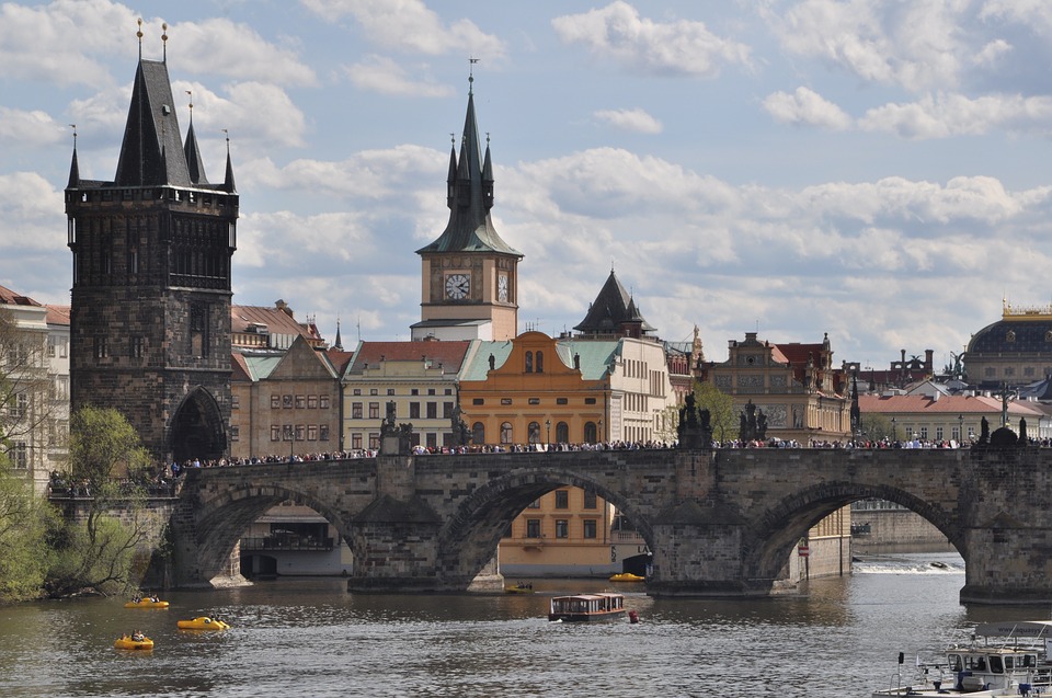 prague-3339312_960_720.jpg